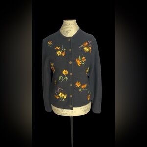 Vintage 100% Wool Embriodered Cardigan